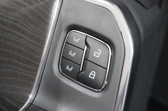 2025 Ford Super Duty F-250 SRW Platinum