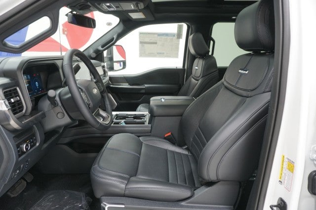 2025 Ford Super Duty F-250 SRW Platinum