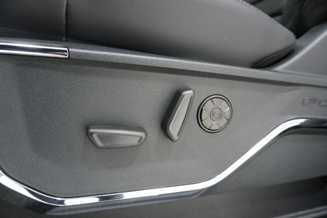 2025 Ford Super Duty F-250 SRW Platinum