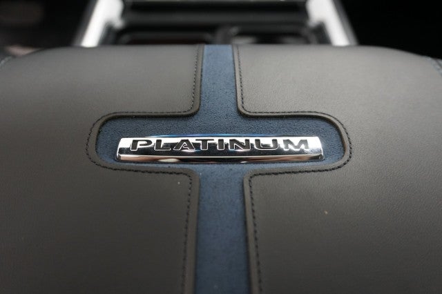 2025 Ford Super Duty F-250 SRW Platinum