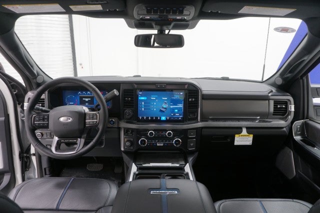 2025 Ford Super Duty F-250 SRW Platinum