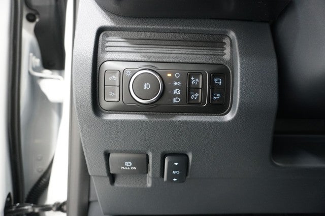 2025 Ford Super Duty F-250 SRW Platinum