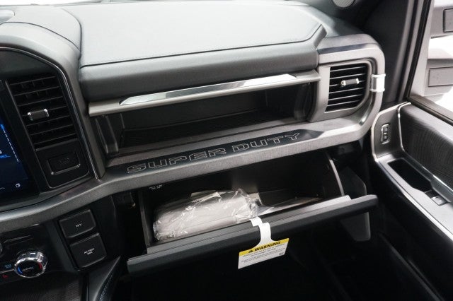 2025 Ford Super Duty F-250 SRW Platinum