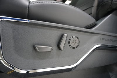 2025 Ford Super Duty F-250 SRW Platinum