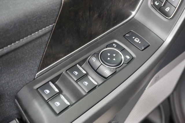 2026 Ford Super Duty F-250 SRW Black Widow