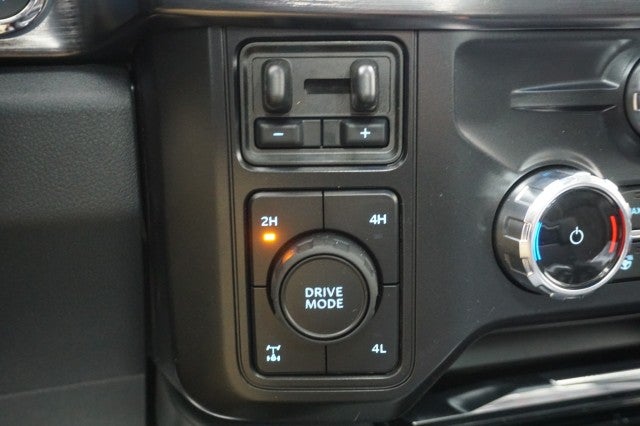 2026 Ford Super Duty F-250 SRW Black Widow