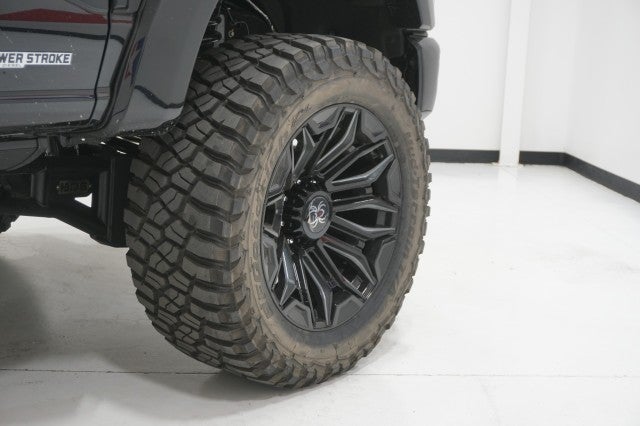 2026 Ford Super Duty F-250 SRW Black Widow