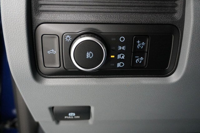 2027 Ford Super Duty F-250 SRW XL