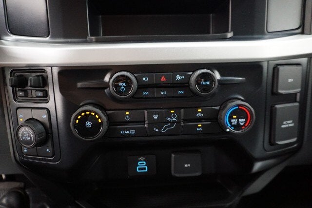 2027 Ford Super Duty F-250 SRW XL