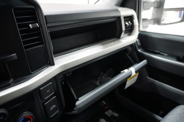 2027 Ford Super Duty F-250 SRW XL