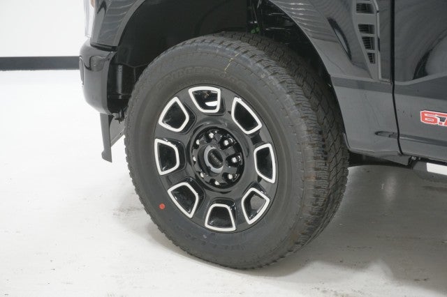 2025 Ford Super Duty F-250 SRW Platinum