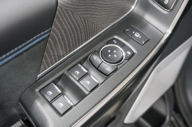 2025 Ford Super Duty F-250 SRW Platinum