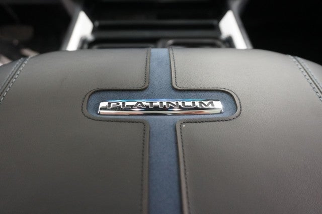 2025 Ford Super Duty F-250 SRW Platinum