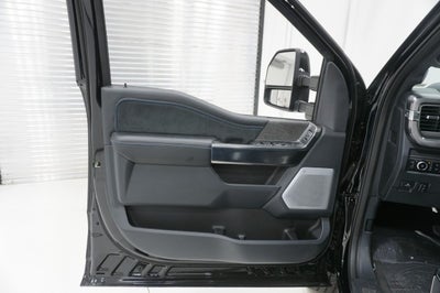 2025 Ford Super Duty F-250 SRW Platinum