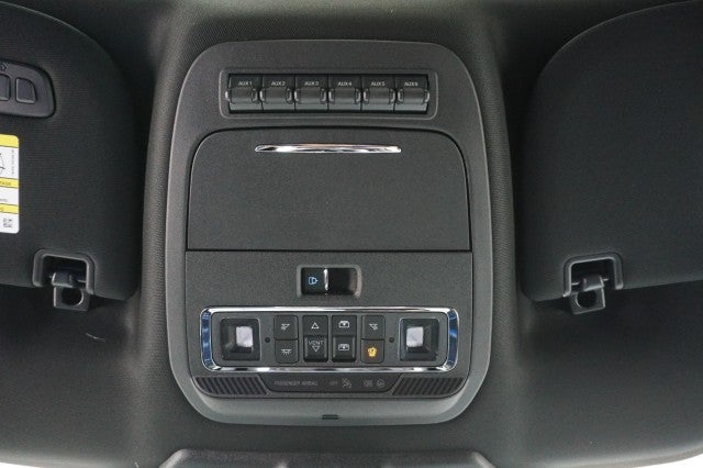 2025 Ford Super Duty F-250 SRW Platinum