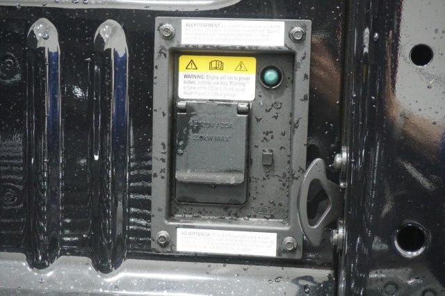 2025 Ford Super Duty F-250 SRW Platinum