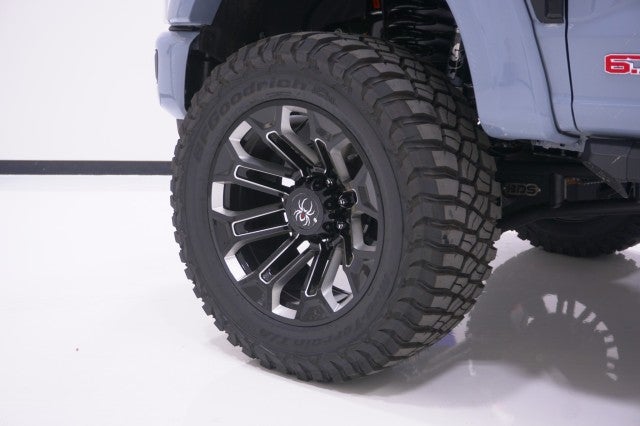 2026 Ford Super Duty F-250 SRW Black Widow