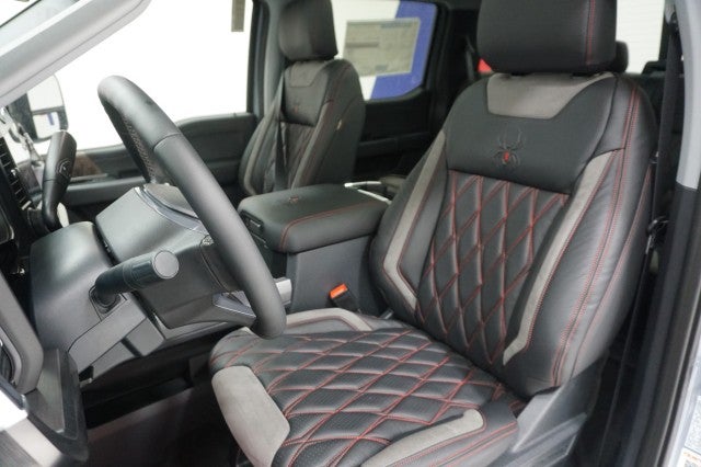 2026 Ford Super Duty F-250 SRW Black Widow