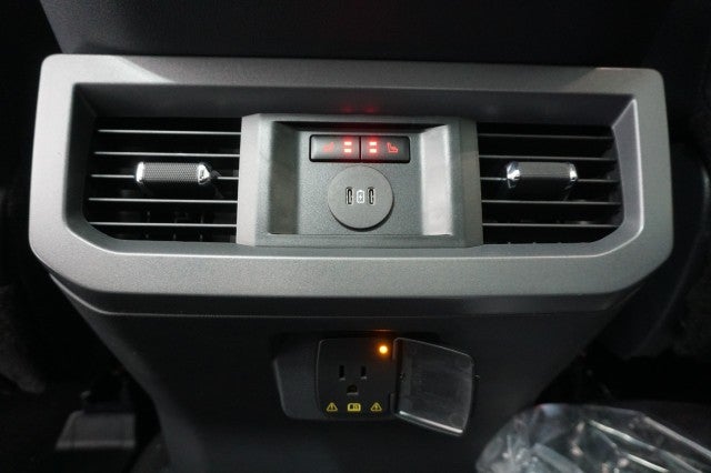 2026 Ford Super Duty F-250 SRW Black Widow