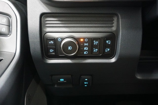 2026 Ford Super Duty F-250 SRW Black Widow