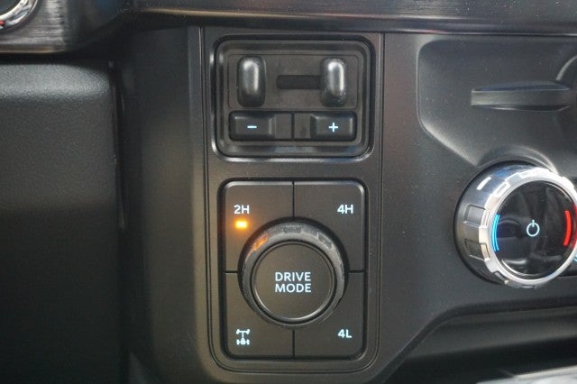 2026 Ford Super Duty F-250 SRW Black Widow