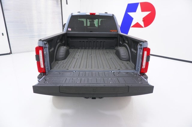 2026 Ford Super Duty F-250 SRW Black Widow