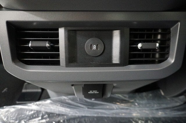 2027 Ford Super Duty F-250 SRW XL