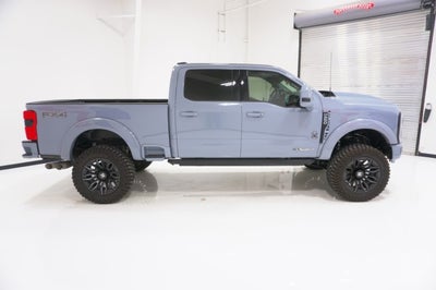 2025 Ford Super Duty F-250 SRW Black Widow