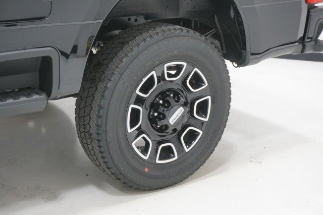 2025 Ford Super Duty F-250 SRW Platinum