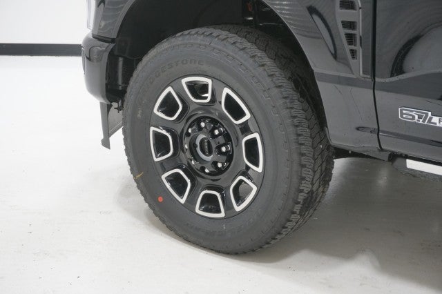 2025 Ford Super Duty F-250 SRW Platinum