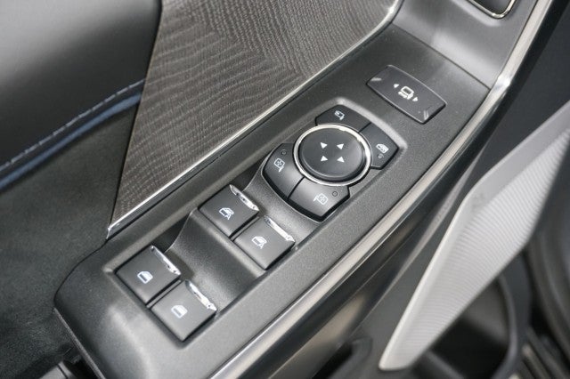 2025 Ford Super Duty F-250 SRW Platinum