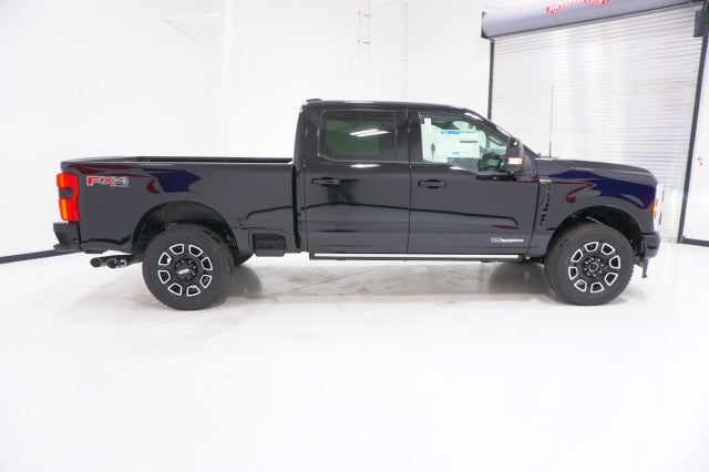 2025 Ford Super Duty F-250 SRW Platinum