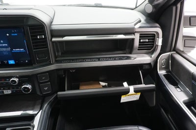 2025 Ford Super Duty F-250 SRW Platinum