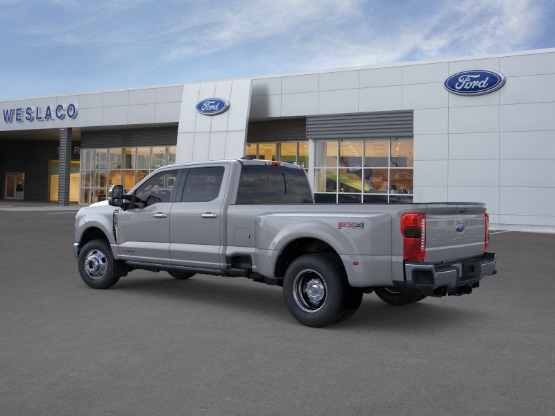 2026 Ford Super Duty F-350 DRW LARIAT