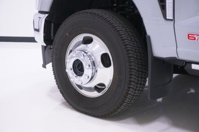 2026 Ford Super Duty F-350 DRW LARIAT