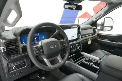 2026 Ford Super Duty F-350 DRW LARIAT