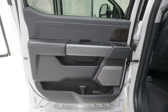 2026 Ford Super Duty F-350 DRW LARIAT