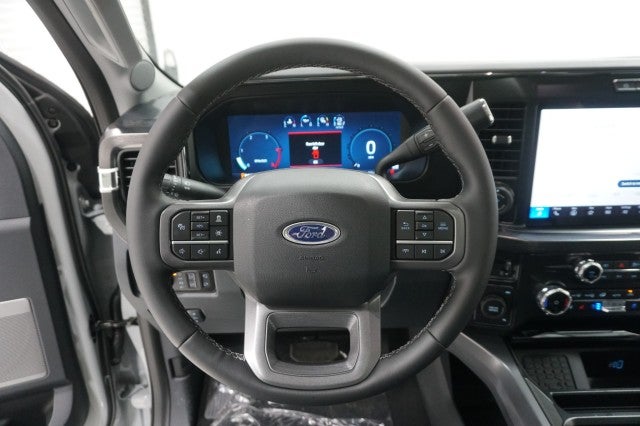 2026 Ford Super Duty F-350 DRW LARIAT