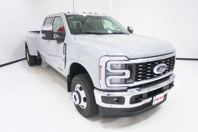 2026 Ford Super Duty F-350 DRW LARIAT