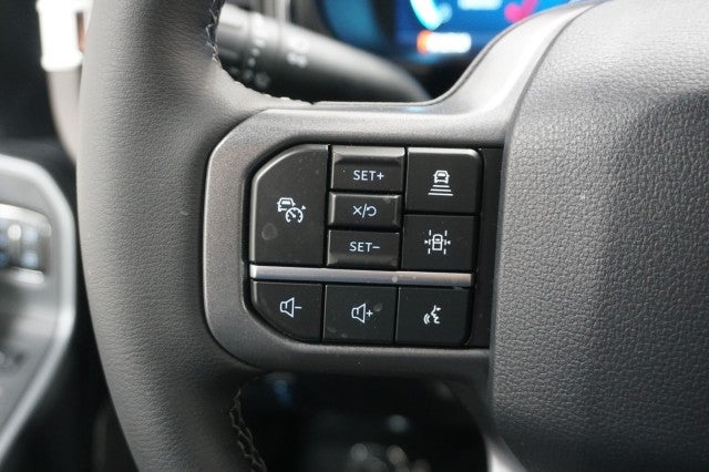 2026 Ford Super Duty F-350 DRW LARIAT