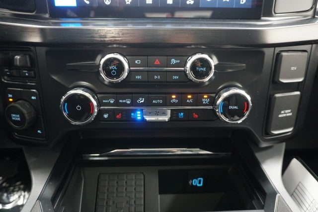 2026 Ford Super Duty F-350 DRW LARIAT