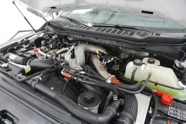 2026 Ford Super Duty F-350 DRW LARIAT