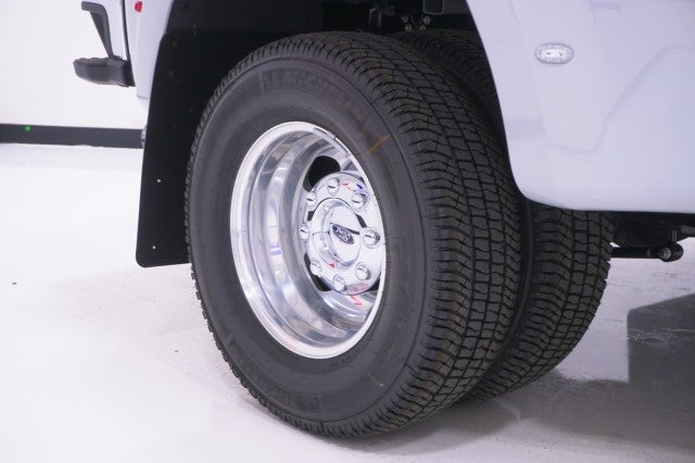2026 Ford Super Duty F-350 DRW LARIAT