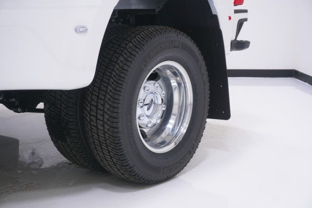 2026 Ford Super Duty F-350 DRW LARIAT