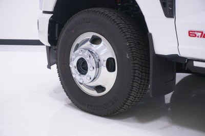 2026 Ford Super Duty F-350 DRW LARIAT