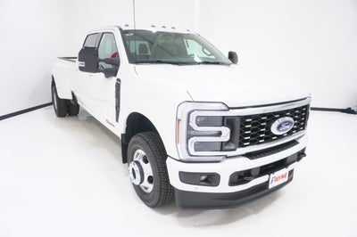 2026 Ford Super Duty F-350 DRW LARIAT