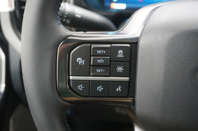 2026 Ford Super Duty F-350 DRW LARIAT