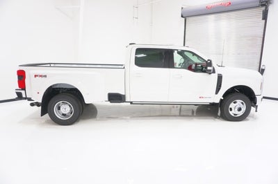 2026 Ford Super Duty F-350 DRW LARIAT