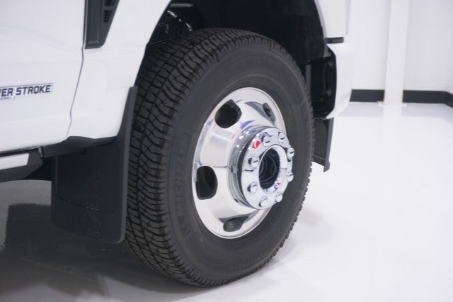 2026 Ford Super Duty F-350 DRW LARIAT