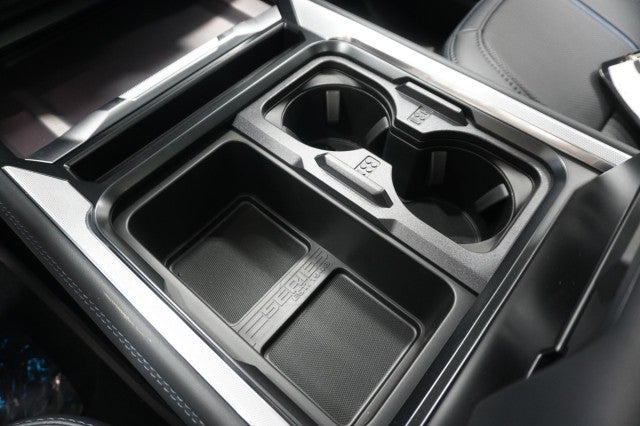 2026 Ford Super Duty F-350 DRW LARIAT